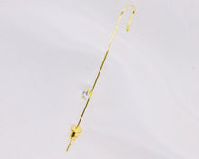 Load image into Gallery viewer, Diamond Drop Ear Climber