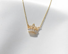 Load image into Gallery viewer, Signature Crown Necklace - GOLD